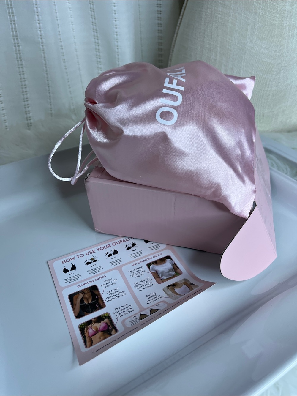 Women’s Shapewear in Soft Pink Satin Pouch - Picture 5 of 6